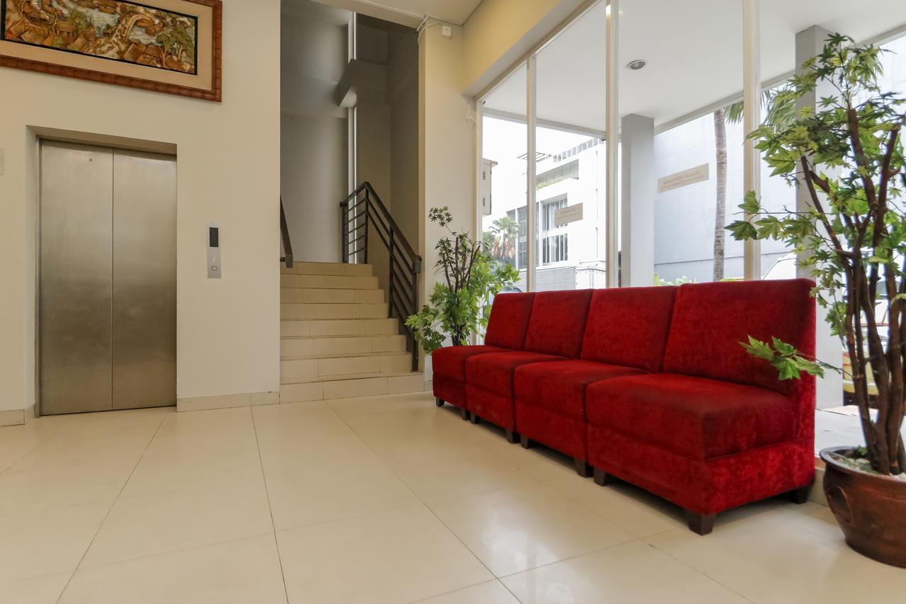 RedDoorz Plus @ Kapuk Business Park Jakarta Bagian luar foto